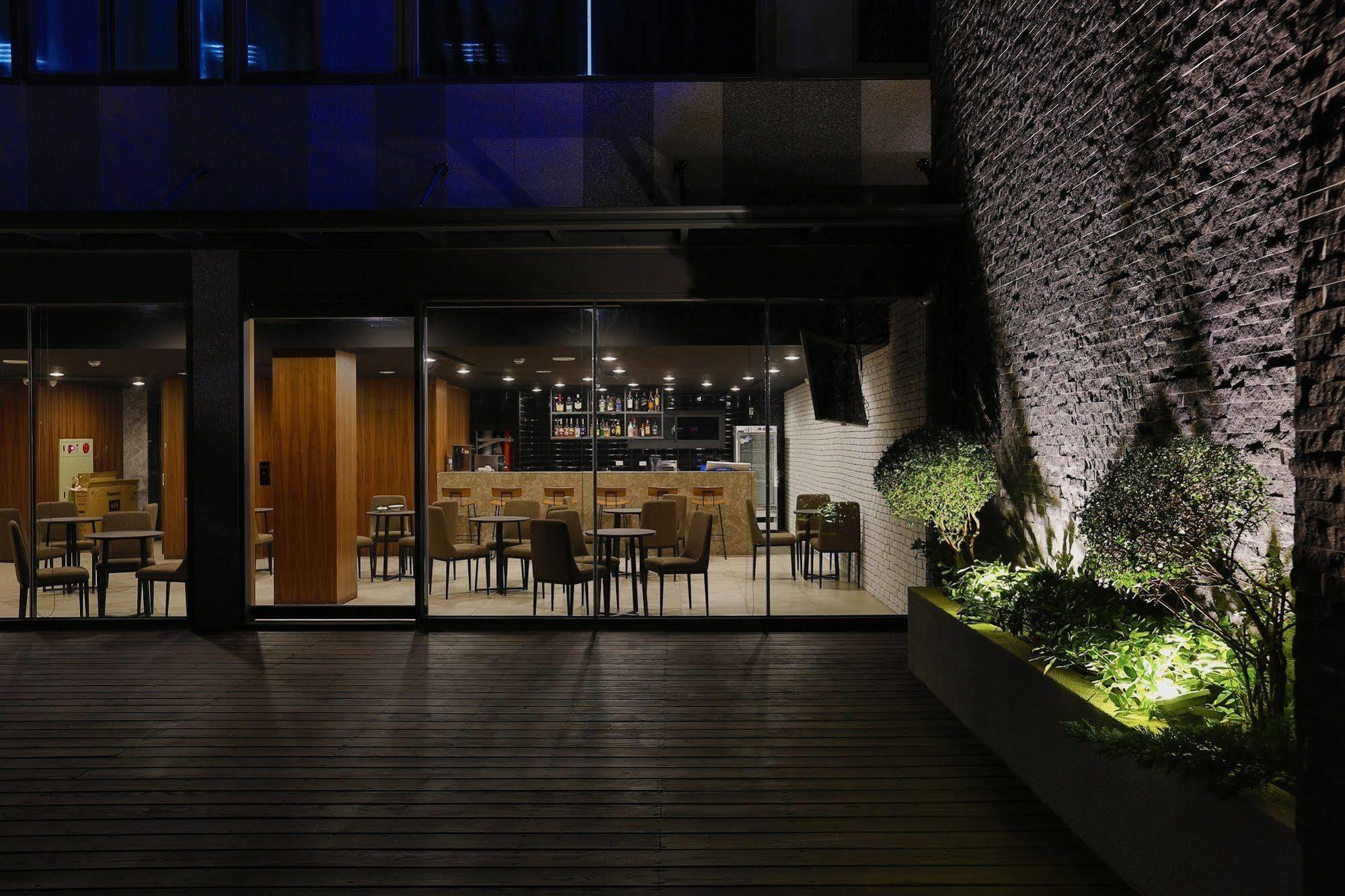 Hunt Champion Hotel Тайчжун Екстер'єр фото